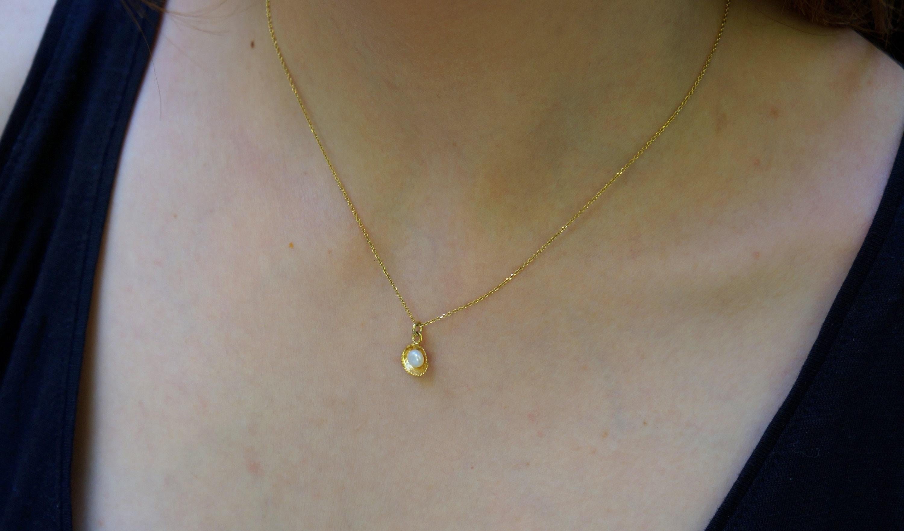 Nature-Inspired Sterling Silver Necklace with Freshwater Pearl (Dainty, Handmade)-2